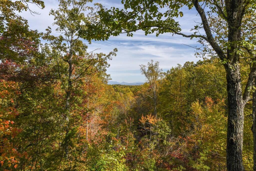 View! Cozy, Private, Fireplace, Hot Tub Log Cabin, Honeymoon! Sevierville Exterior foto
